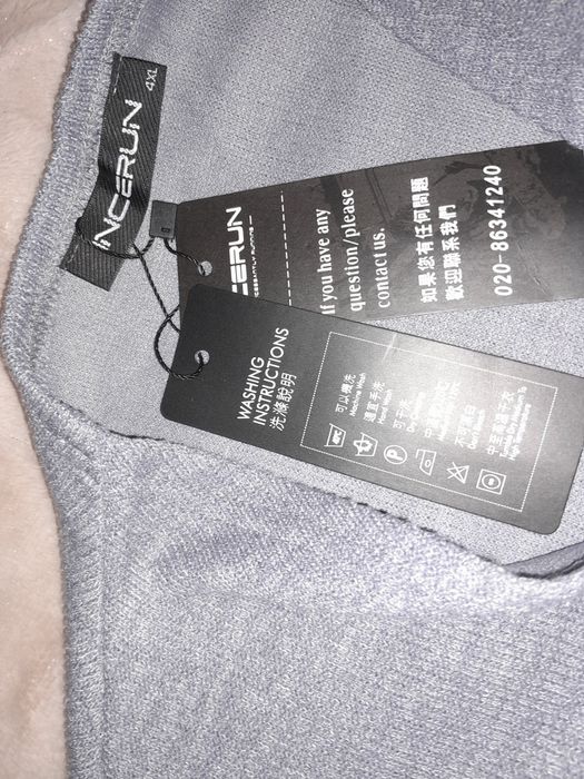 Продам кофту нову недорого