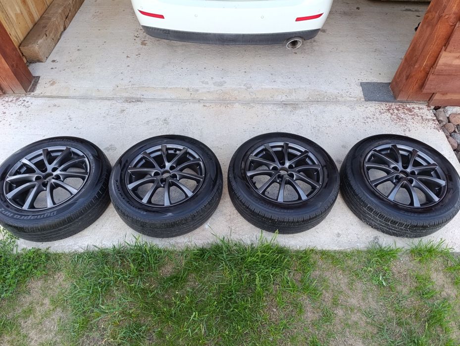 Felgi 17 cali Borbet 5x114,3 z oponami letnimi