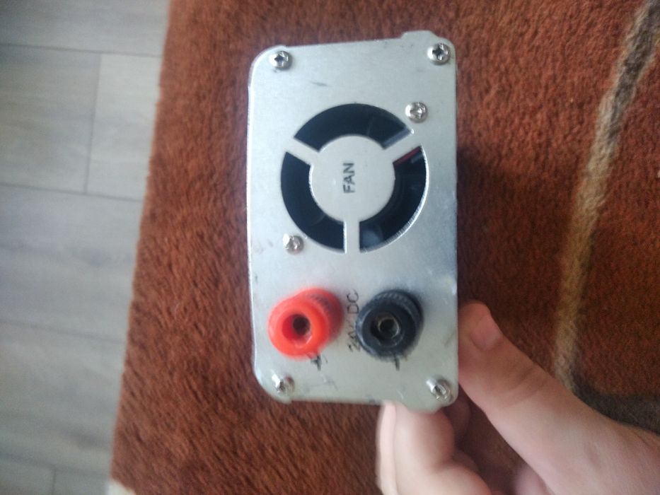 Продаеться перетворювач напруги  24v н220v 1000w