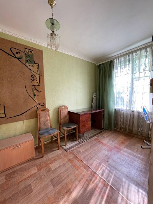 Продаж 2х кімнатної квартири біля парку Зелений Гай