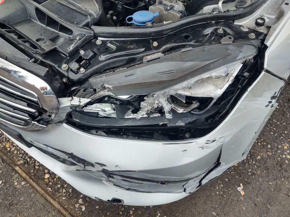 mercedes E-KLASA 2013r LIFT 2.2CDI 136KM NAVI uszkodzony