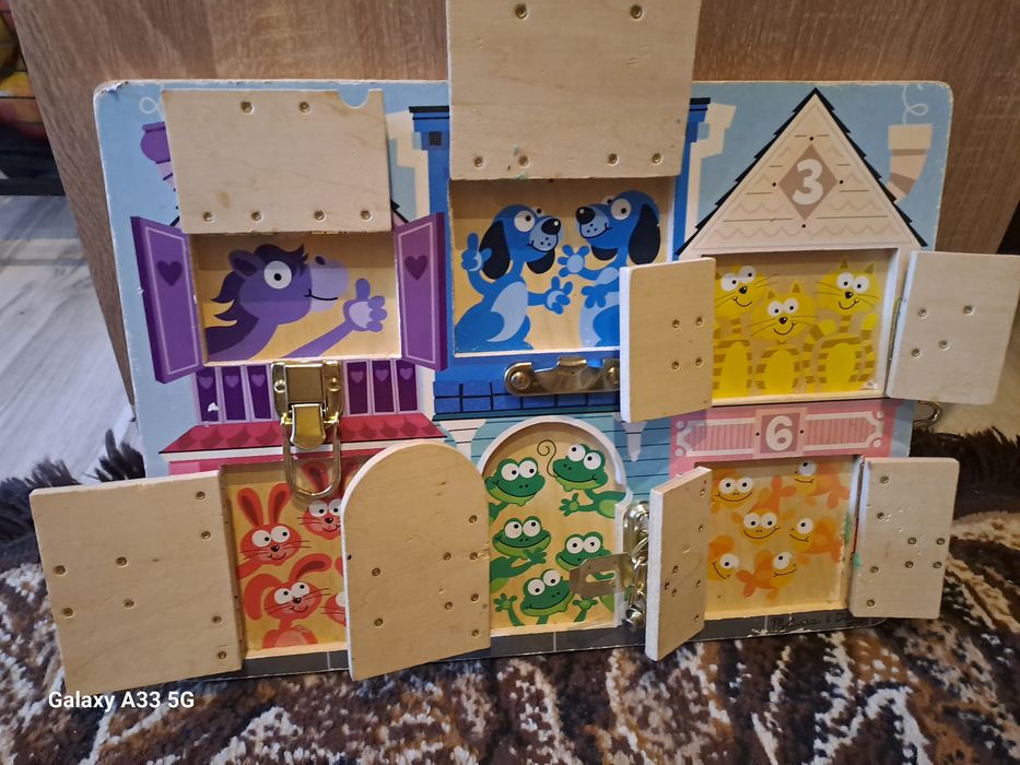 Tablica manipulacyjna dla dzieci Melissa