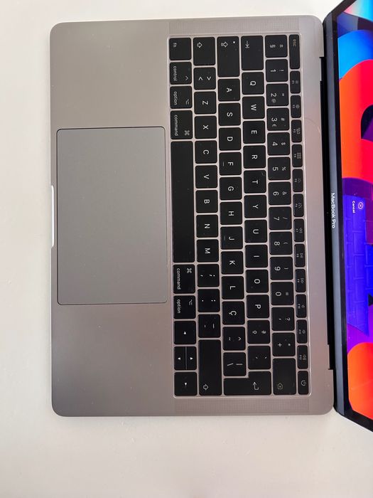 MacBook Pro 13” 2017 — Space Gray