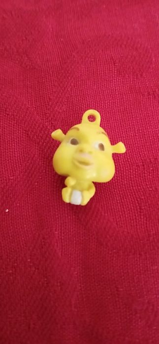Miniatura/pingente  filha do Shrek