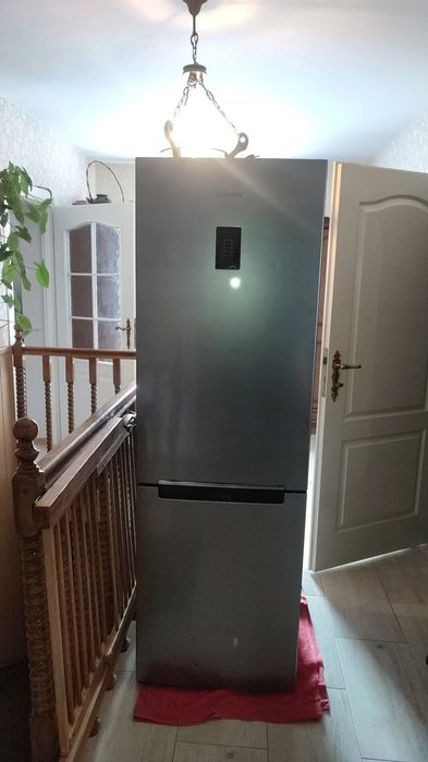 Lodówka srebrna Samsung