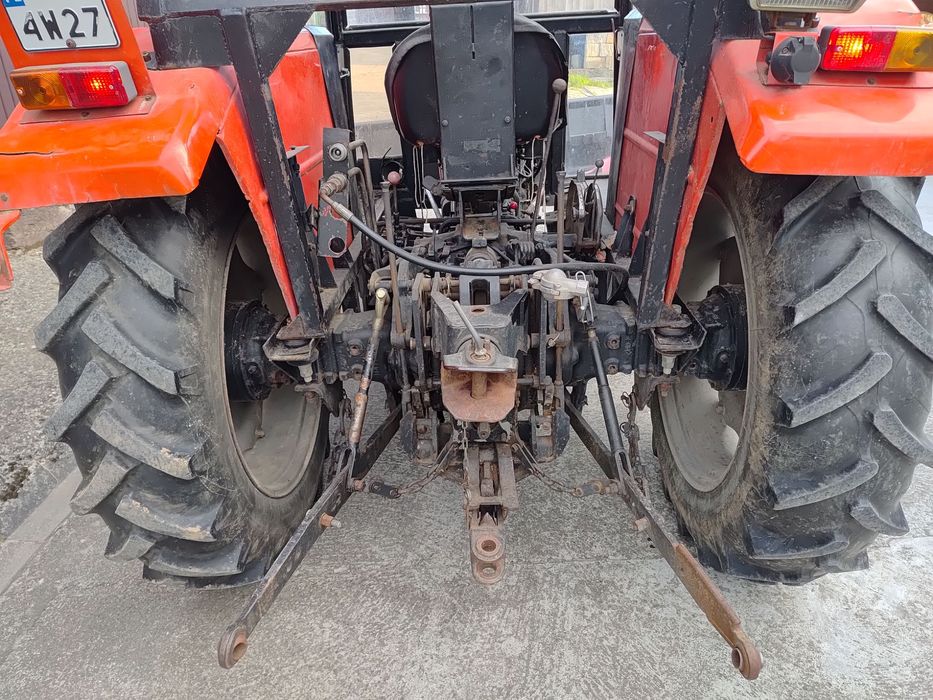 Massey Ferguson 255 z pługiem