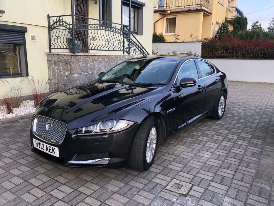 Jaguar XF