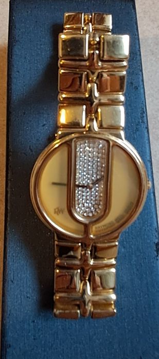 Relógio da marca suíça Raymond Weil, modelo “Traviata” 3727/2