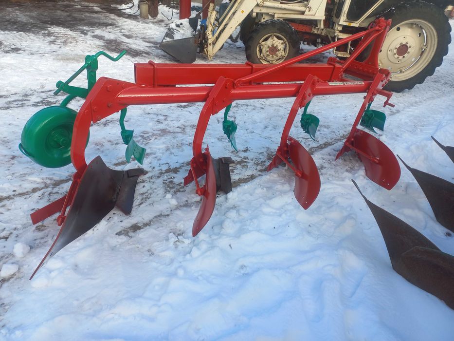 Плуг Квернеланд Kverneland