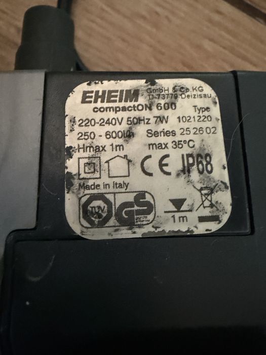 Помпа Eheim 600 l/h , 300 l/h