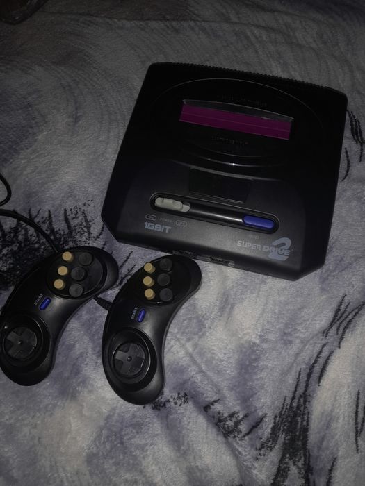 Ігрова приставка (аналог) у відмінному стані