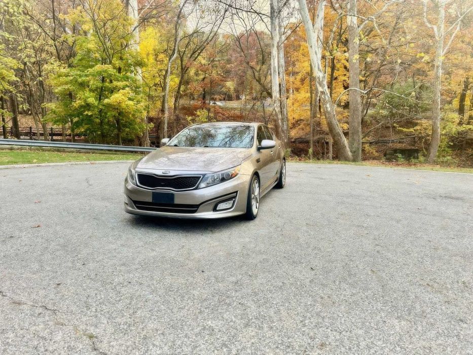 Kia Optima      2016