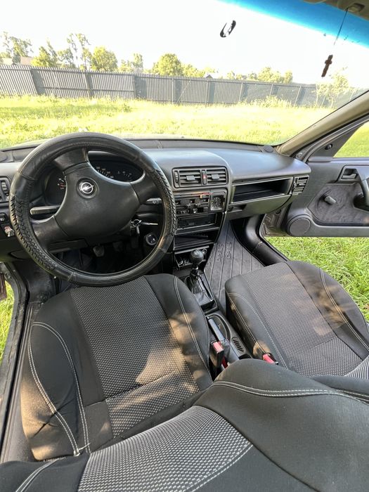 Продам опель вектра А дизель 1,7(розборка)