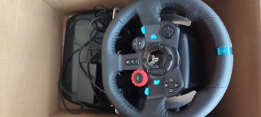 Продам руль Logitech G29