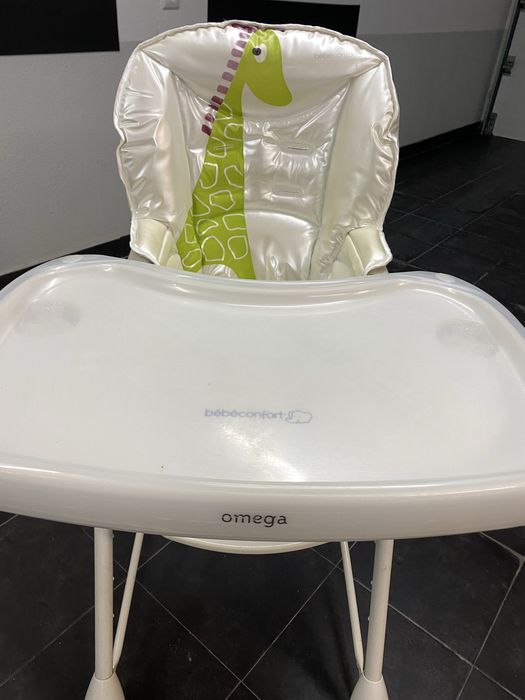 Cadeira de refeição Bebeconfort omega
