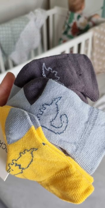 Nowe rajstopki 74/80 oraz skarpetki 18 do 20 5.10.15 jak H&M