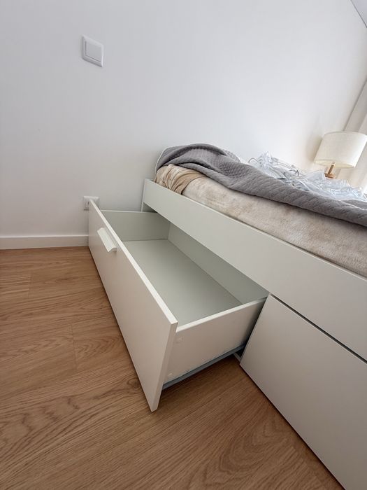 Cama 140x200, estrado e colchão IKEA