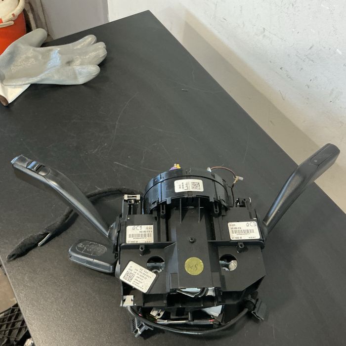 COMUTADOR DE LUZES E PISCAS AUDI A3 8P ANO 2003