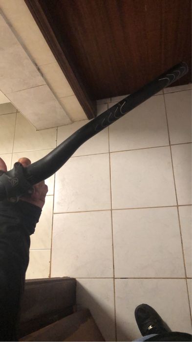 Vendo volante de bicicleta , com mesa