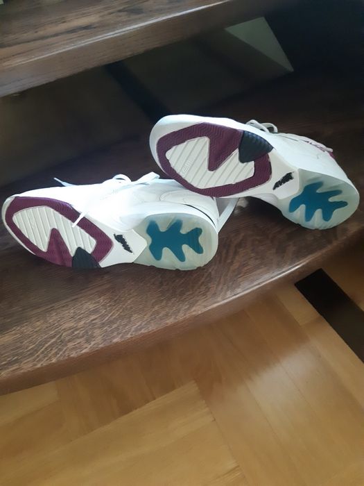 Sneakersy marki Avia 40
