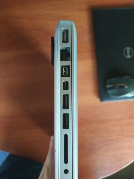 Apple MacBook pro 15" 2010