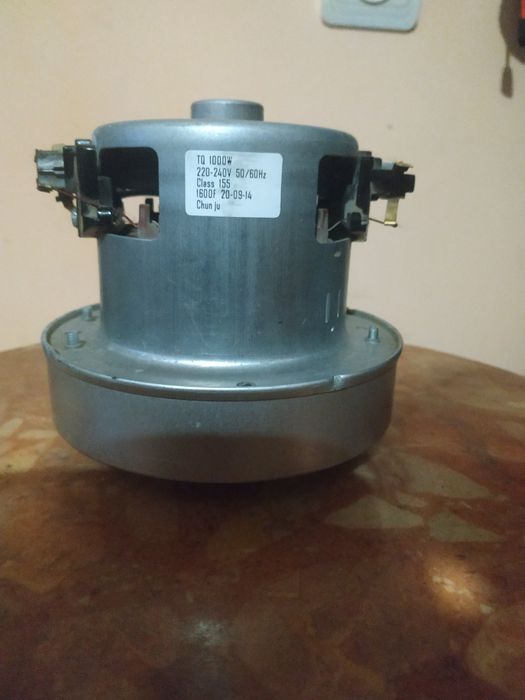 Мотор для пылесоса.