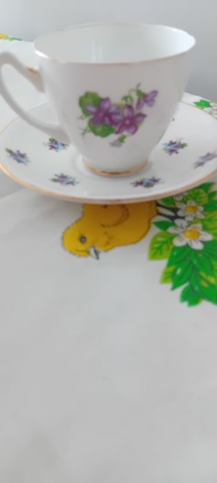 Angielska kostna porcelana filiżanka