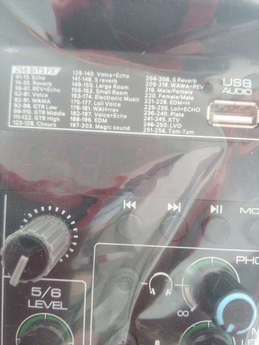 Мікшерний  пульт 6 канальний совмещенные вход xlr, Джек