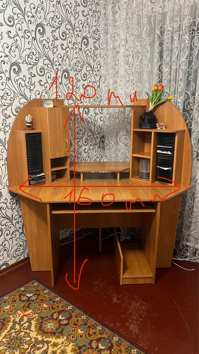 Стіл кутовий компютерний