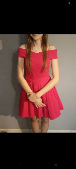 Sukienka malinowa