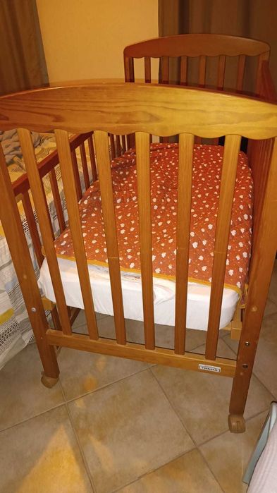 Berço de madeira TRAMA + Colchão novo