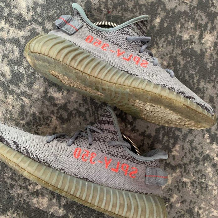 Продаю кросівки Adidas Yeezy Boost 350