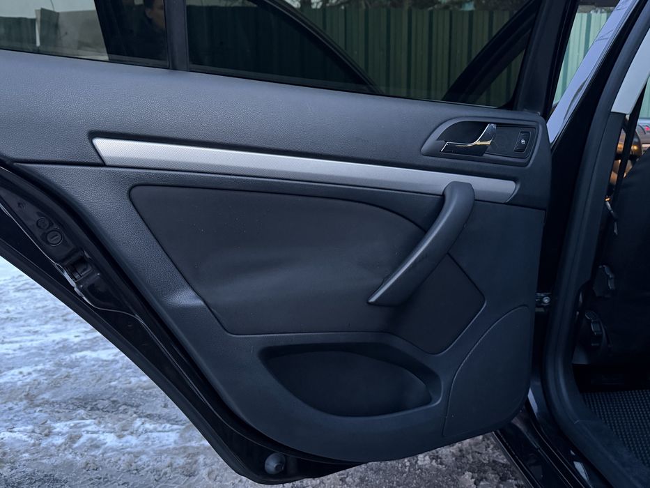 Продам Skoda Octavia 1.8