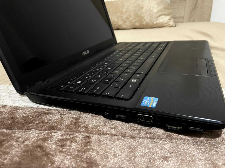 Portátil Asus X54H I3