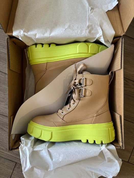 Sorel Caribou X Boot Lace Waterproof жіночі черевики ботинки 39.5 / US 8.5