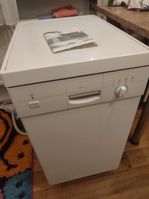 Посудомийні машина Bosh 45