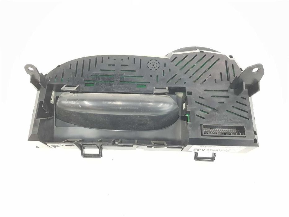 QUADRANTE RENAULT TWINGO I 2013 -8201127939