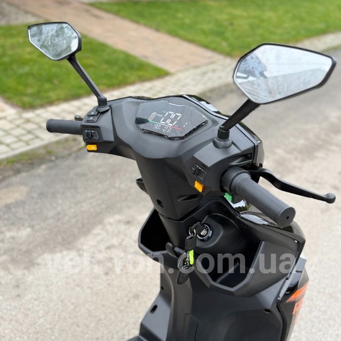 Електроскутер Corso SPEEDFIRE 2500W 72V/30Ah • пробіг до 86 км