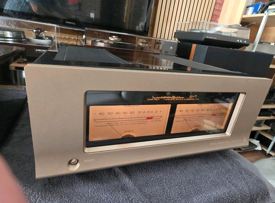 1998 Dzik końcówka mocy i przedwzmacniacz Luxman C-7  i M7 Japan 
Luxm