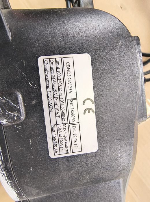 Ładowarka MasterMover 24V 25A