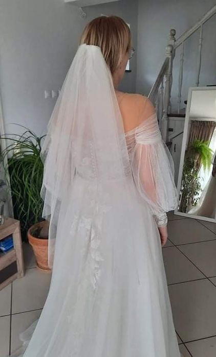 Piekna Suknia ślubna