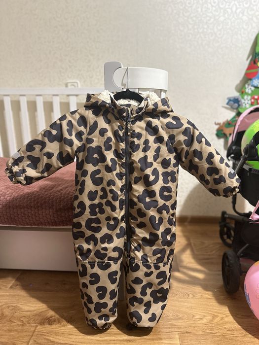 Продам комбінезон hm 92 лео