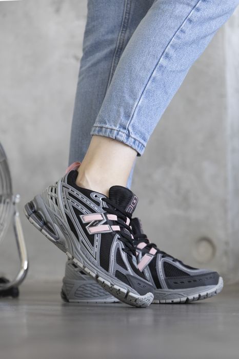 Жіночі кросівки New Balance 1906 Black Pink Moon