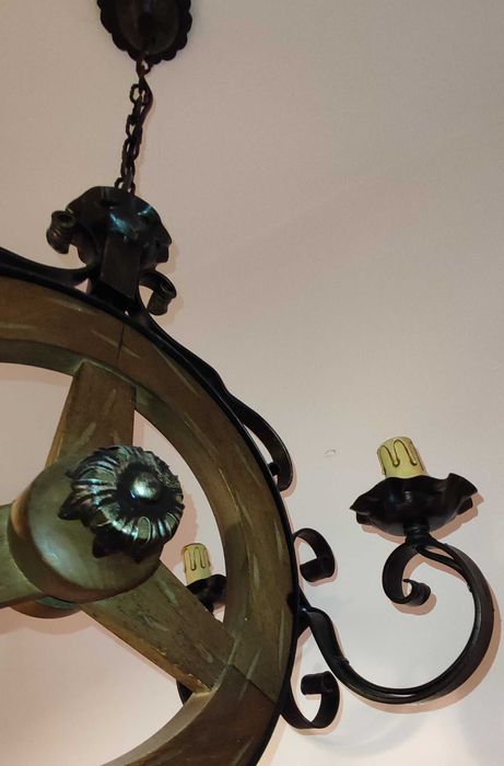 stara oryginalna lampa, żyrandol