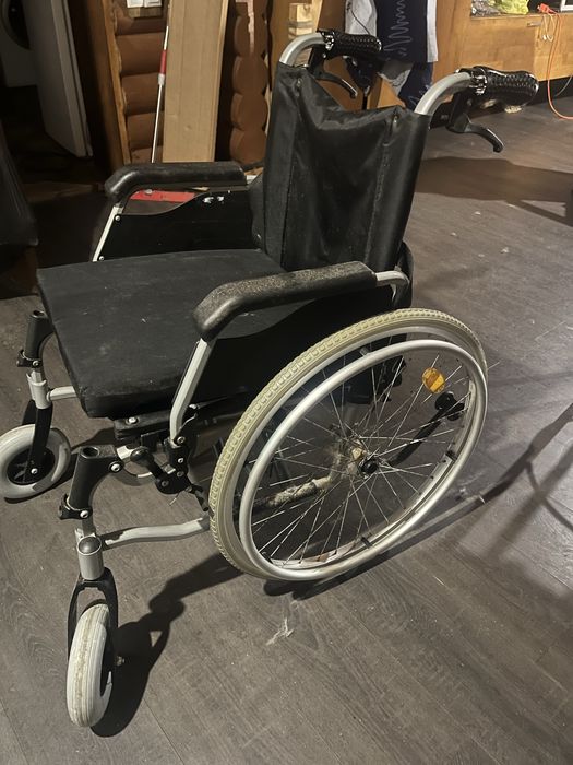Інвалідна каляска
