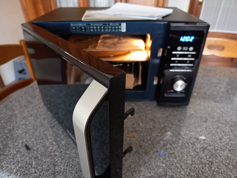 Forno microondas Samsung