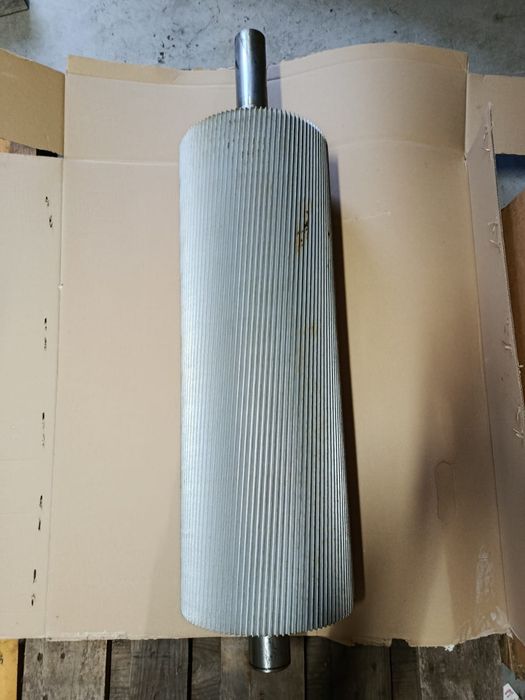 Walec gniotownika Krone Big X 105 z HD skręcone