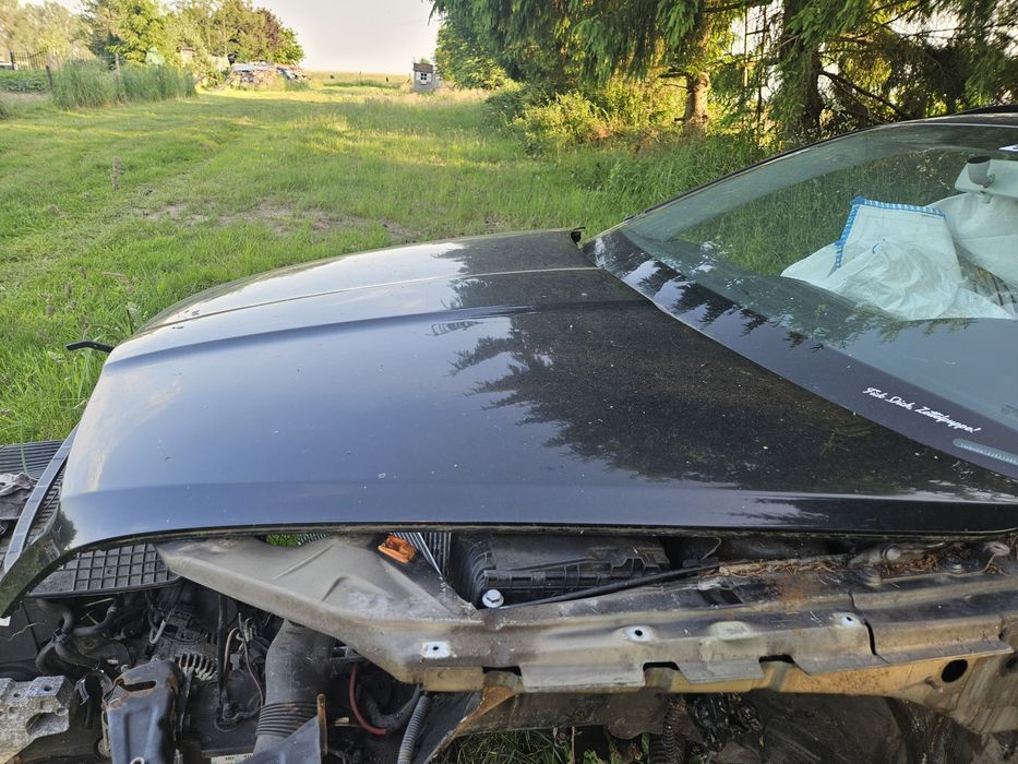 Maska skoda octavia II 2 czarna 9910