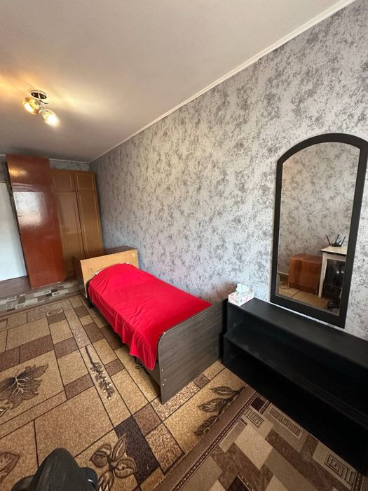 Здам кімнату в комунальній квартирі по пр-ту В. Івасюка 30, м. Мінська