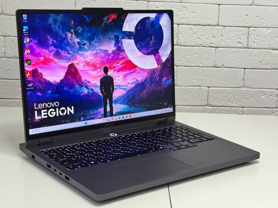 Lenovo Legion 5/2K/240Hz/Ultra 9-275HX/24 GB DDR5/1 TB SSD/RTX 5060